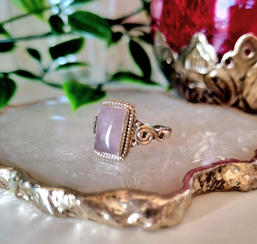 Ring med Rosenkvarts och silver