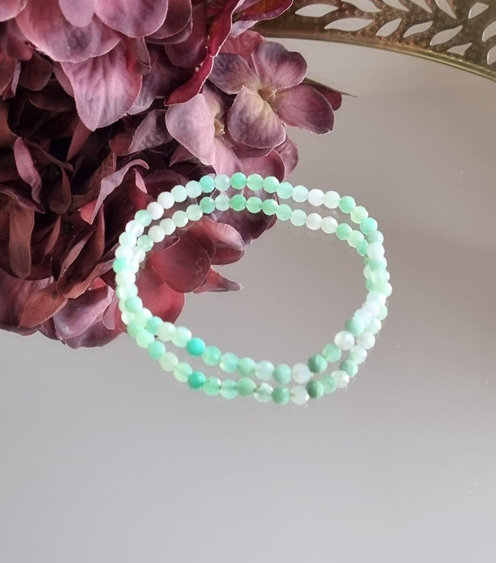 Armband Krysopras fasettslipad, 4mm