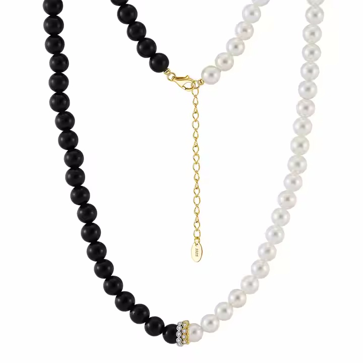 Halsband med Obsidian och Sötvattenpärlor