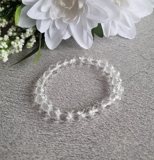 Armband Bergkristall fasetterad, 8mm