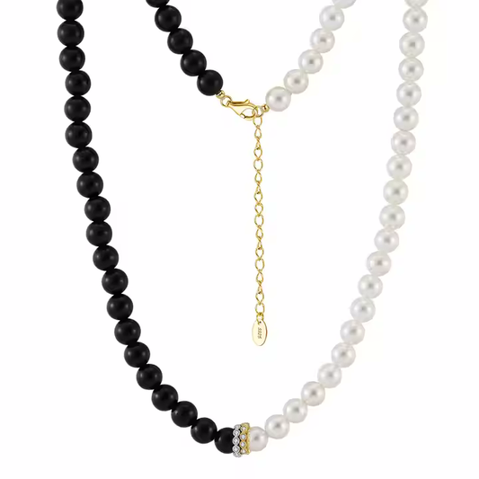 Halsband med Obsidian och Sötvattenpärlor